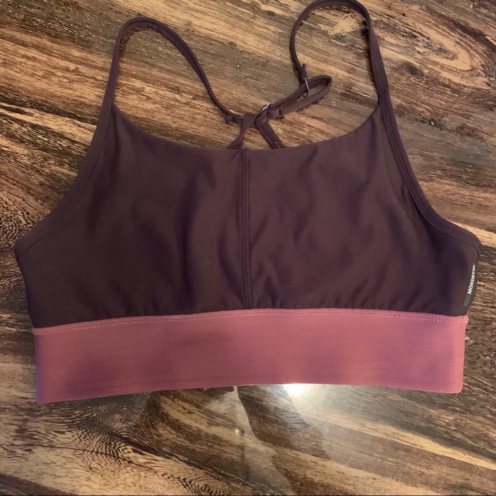 EUC MONDETTA HIGH NECK SPORTS BRA
